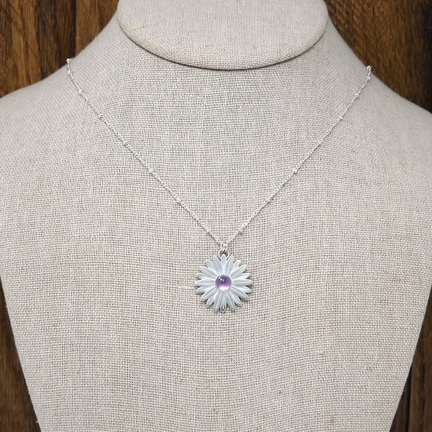 Daisy Amethyst Necklace